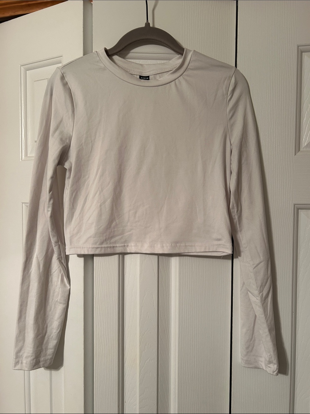 SHEIN White Long Sleeve Crop Top
